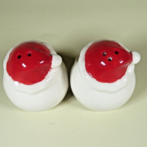 Christmas Santa Claus Salt Pepper Shakers 2.5" Red and White Holiday Table Décor - Picture 3 of 10